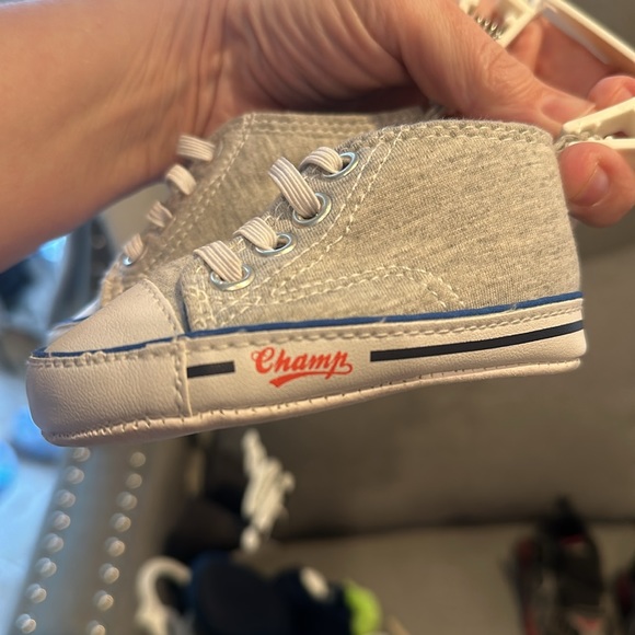 Infant boy shoe/slipper lot!! 👟 - Picture 8 of 10